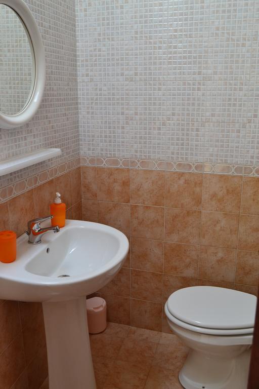 Casa Vacanze Laura Isola delle Femmine Esterno foto